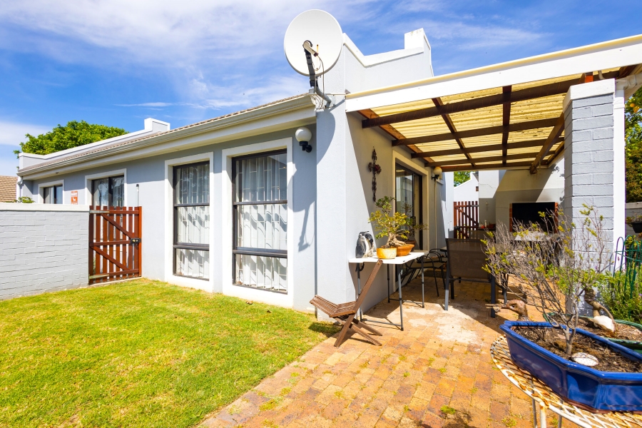 2 Bedroom Property for Sale in Ridgeworth Western Cape
